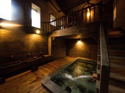 温泉ゲストハウス　TojiyA